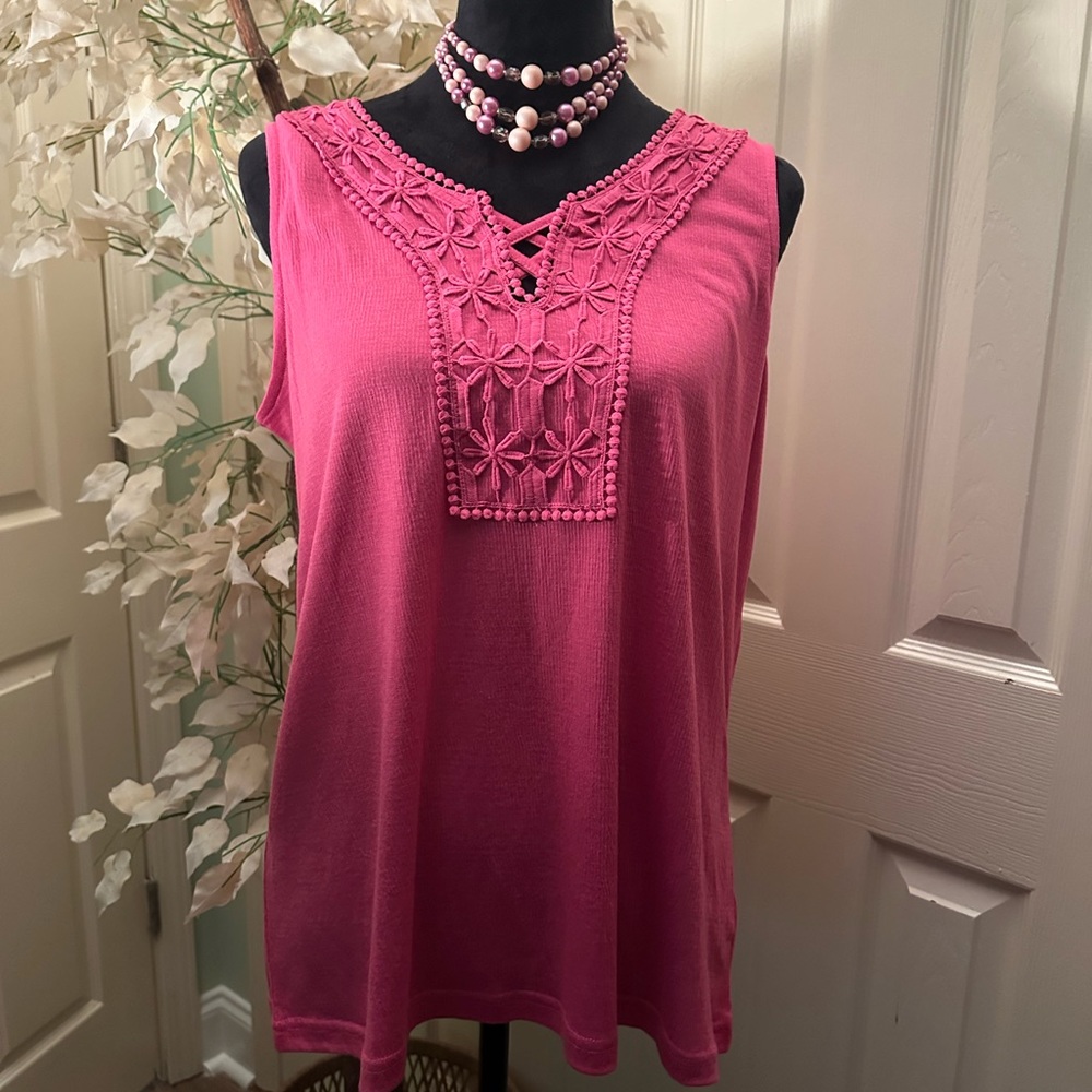 Pink "All in Love" Ladies Sleeveless Top Size M NWT